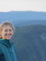 Picture of Hannah Thomas
