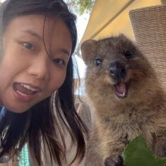 a photo of Juli Li (and a Quokka)